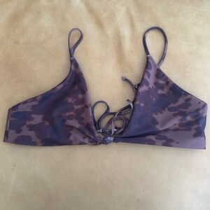 Skatie Yellowstone Sarah top M